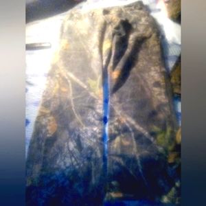 16/30 camo pants